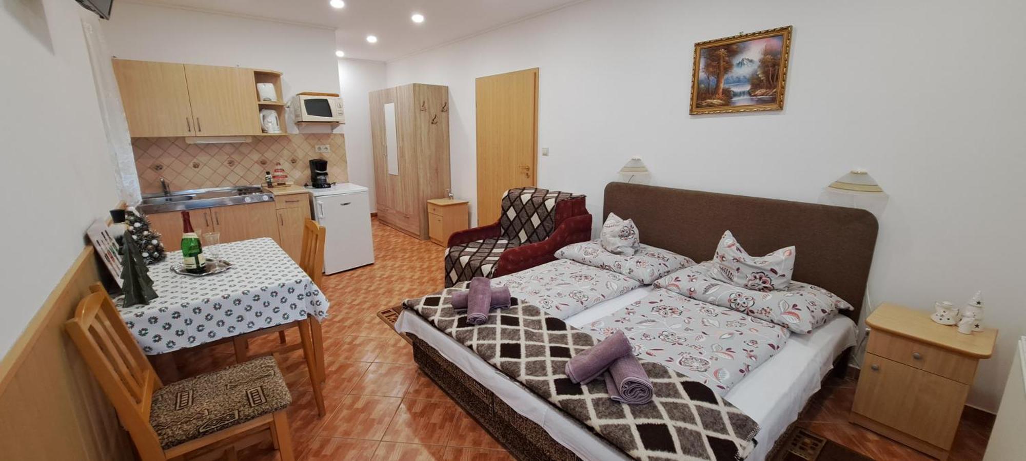 Gizella Apartmanhaus Bük Εξωτερικό φωτογραφία