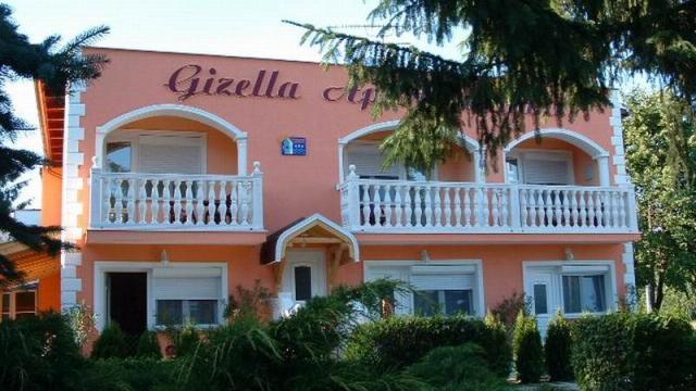 Gizella Apartmanhaus Bük Δωμάτιο φωτογραφία